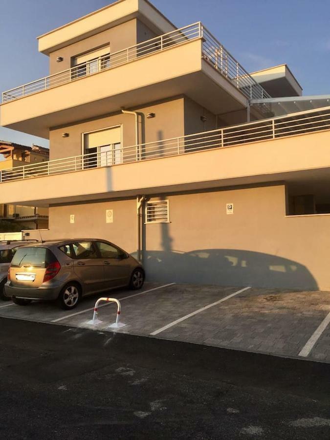 Sunset House Apartamento Fiumicino Exterior foto